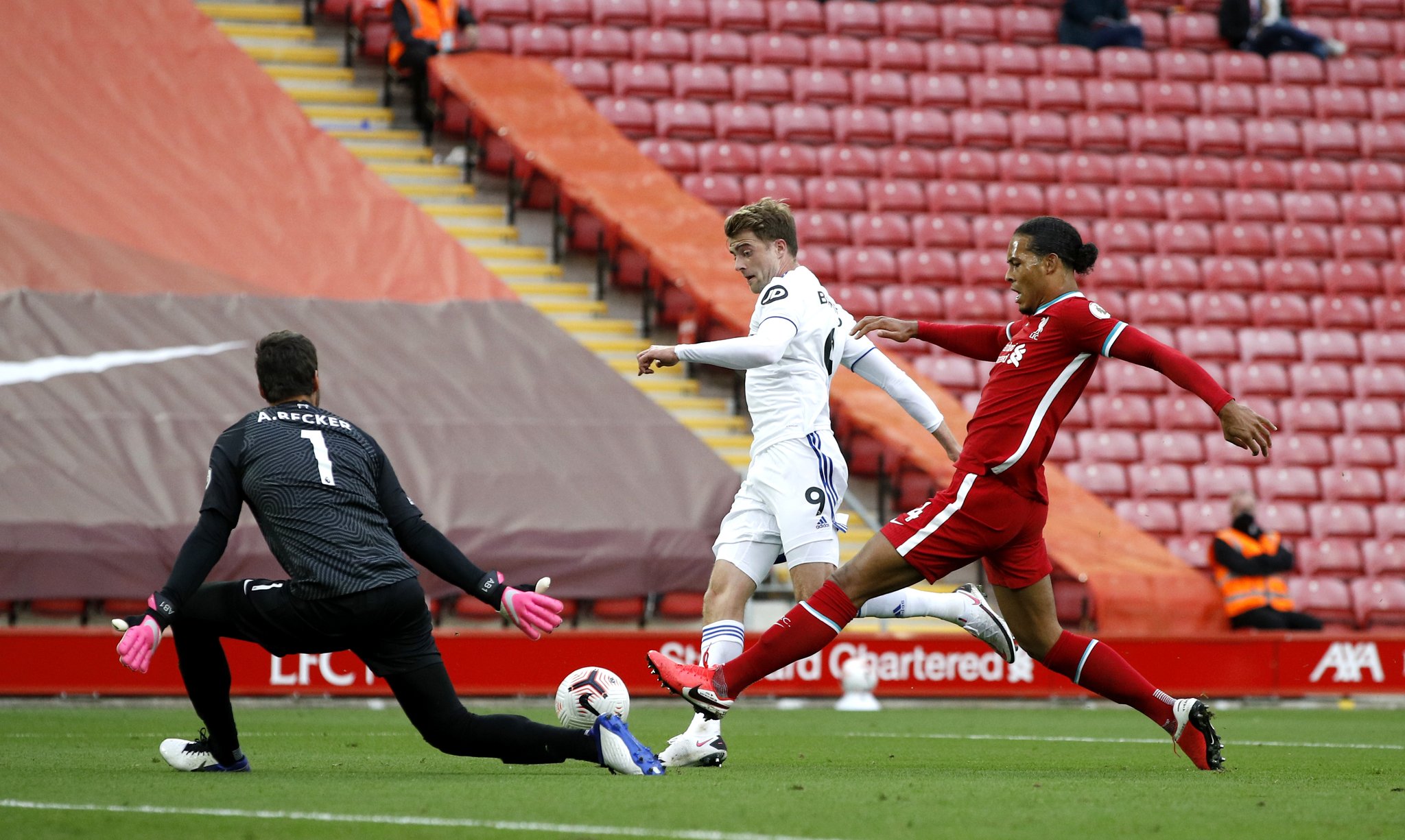 提升球队竞 提升球队竞